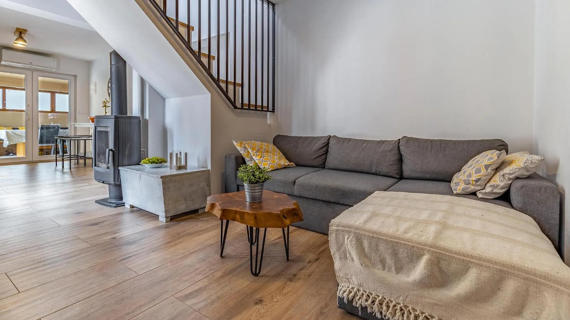 Cozy Home In Betiga With Sauna Barbariga